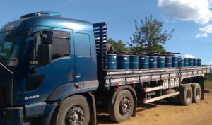 calculadora de frete para mel, frete de mel, transporte de mel, frete por kg mel, custo transporte mel, frete carga fracionada mel, logística de mel, cubagem, frete por km, preço do mel